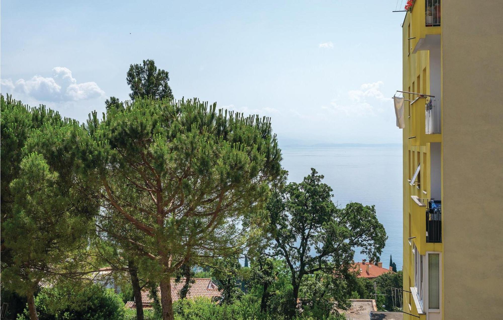 1 Bedroom Gorgeous Apartment In Opatija Luaran gambar